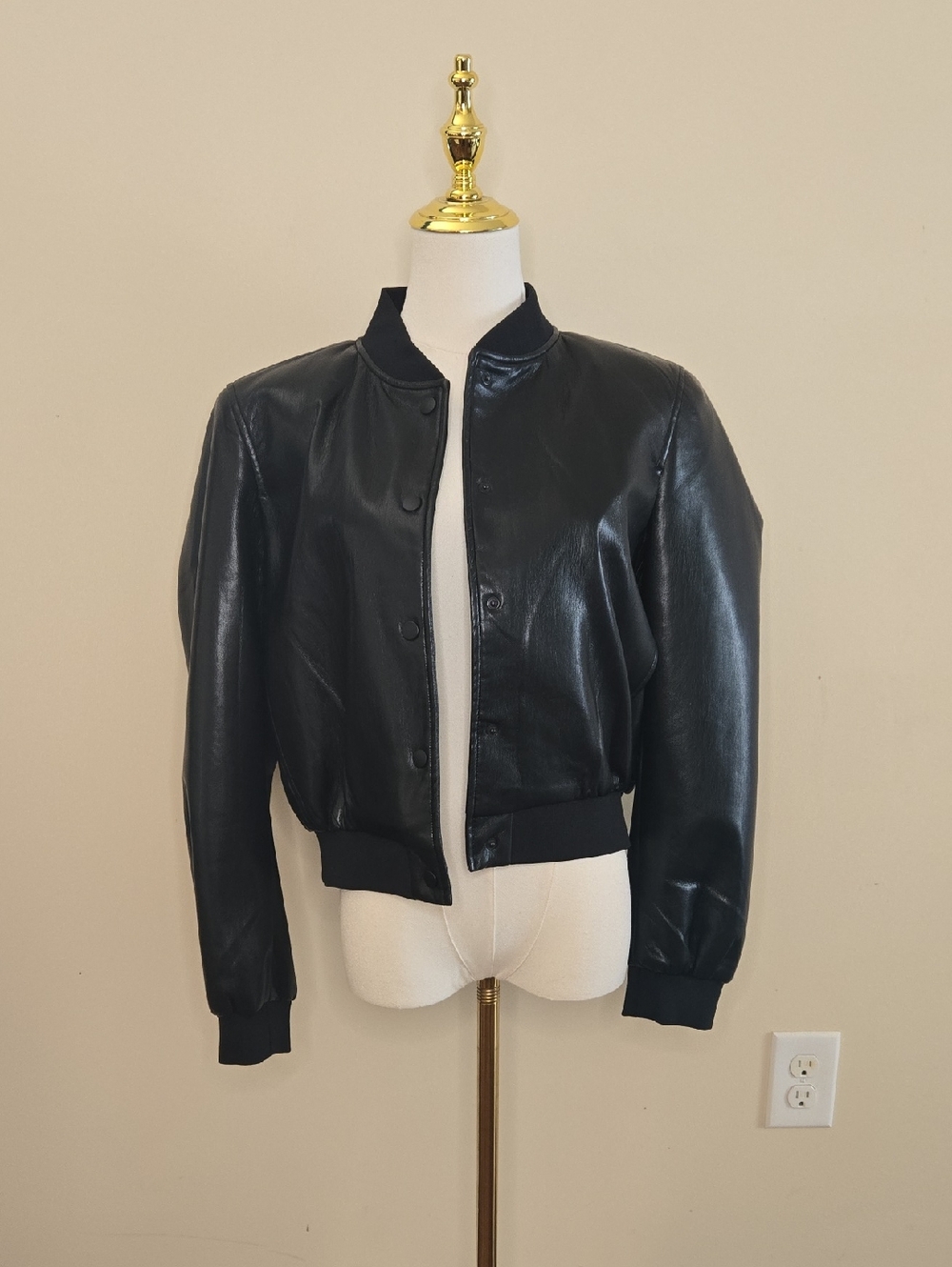 Truth Faux Leather Bomber‎ Jacket Black Cropped Edgy Streetwear M